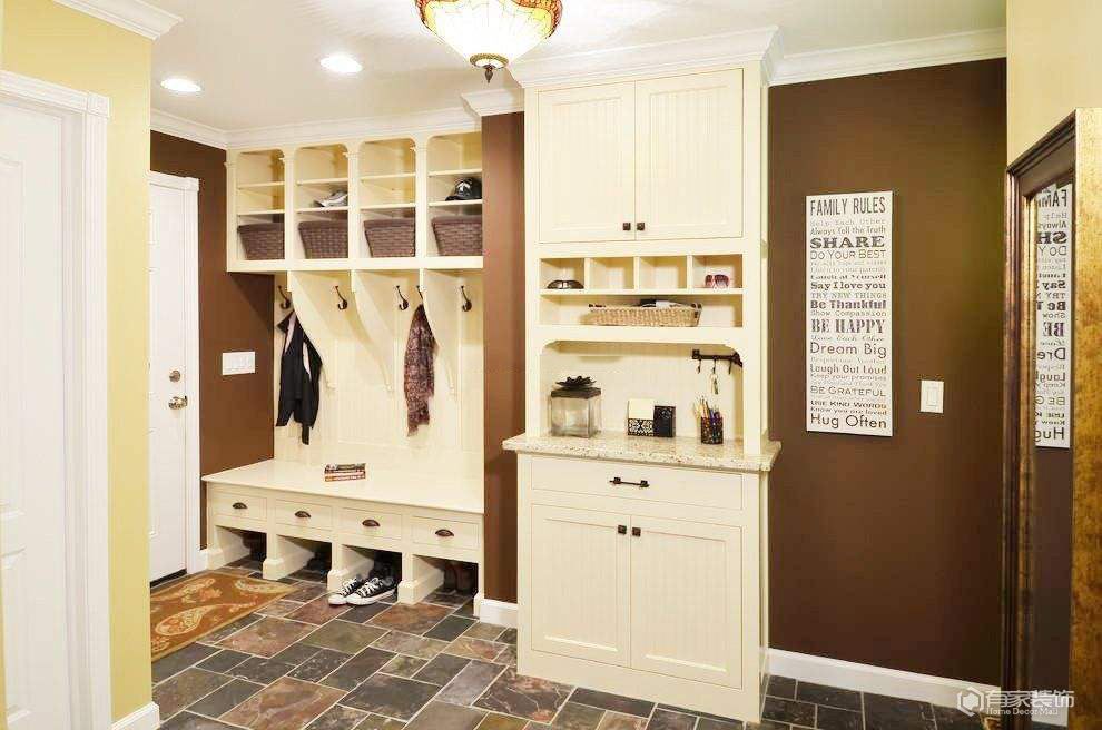 裝修買鞋柜還是做鞋柜？廈門裝飾公司給你好建議！ 