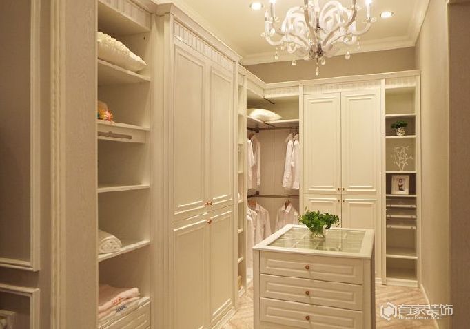 廈門(mén)裝修公司為衣帽間打造巨大空間！