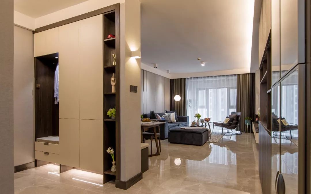 廈門海投天湖城102㎡現(xiàn)代輕奢風(fēng)，有錢就應(yīng)該這樣裝