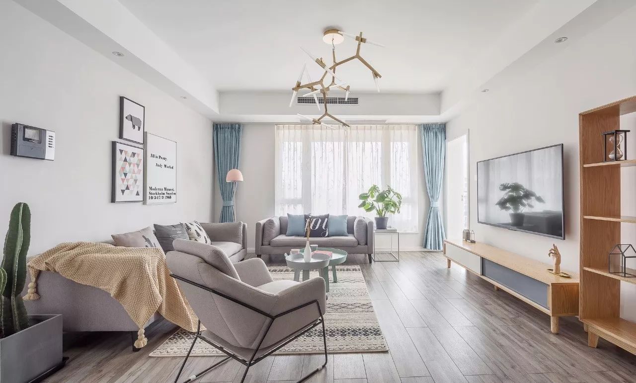 廈門禹洲尊?！び?28㎡簡約北歐風，目光所及都有愛的身影