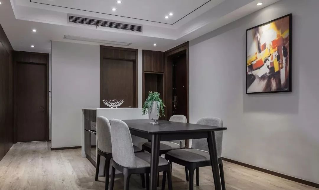 廈門中駿四季陽光123㎡現(xiàn)代風(fēng)二居室，臥室賽過別人一個家