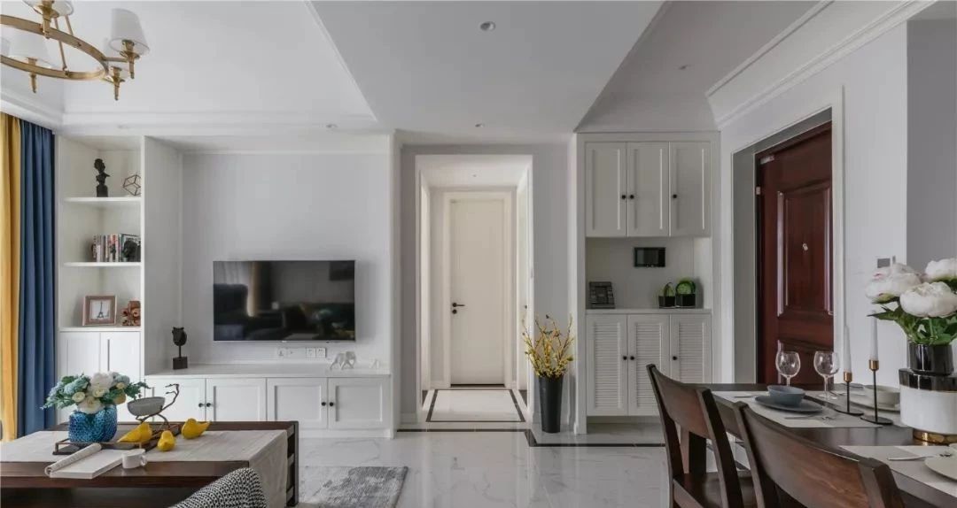 廈門融信海上城101㎡簡美風(fēng)裝修，打造高級感的居室效果